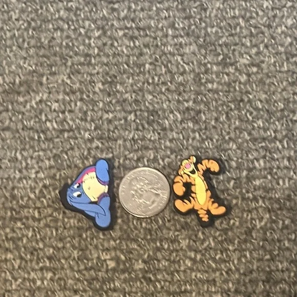Disney 4 Pack Winnie The Pooh Jibbitz charms For Boys or Girls Crocs & Shoes - Picture 9 of 12